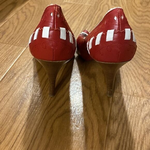 Naughty Monkey Red and White Heels - Picture 4 of 12